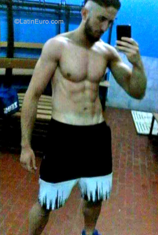 Date this fun Italy man Massimo from ercolano IT290