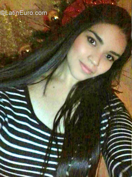 Date this foxy Venezuela girl Ana from Guarenas VE943