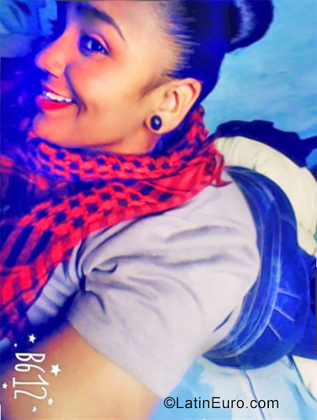 Date this exotic Venezuela girl Alejandra from Caracas VE948