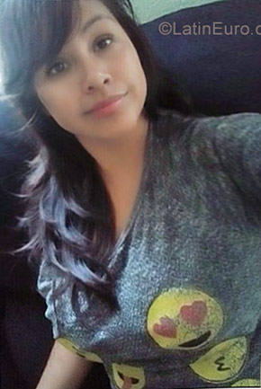 Date this cute Colombia girl Liz from Popayan CO22350