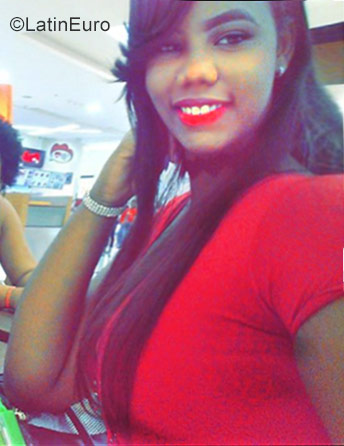 Date this young Dominican Republic girl Lily from Santo Domingo DO30426