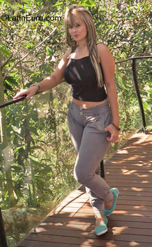 Date this stunning Colombia girl Marcela from Medellin CO22513