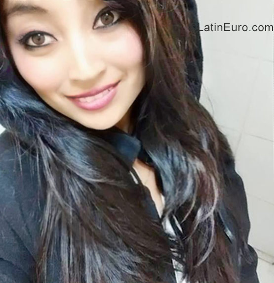 Date this stunning Peru girl Marlin from Lima PE1145