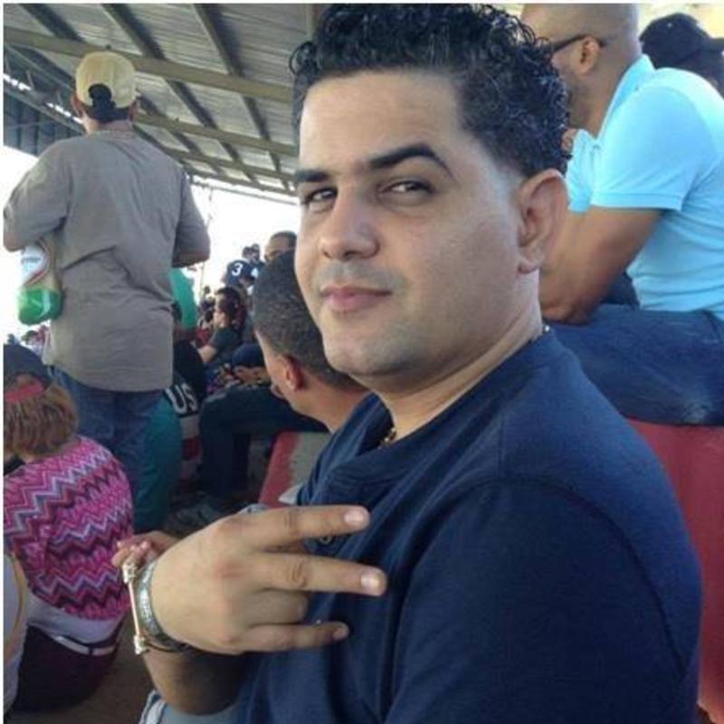 Date this nice looking Dominican Republic man Jhon from Santiago DO30619