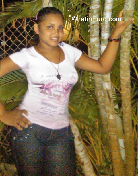 Date this sensual Venezuela girl Numar from Ciudad Guayana VE1068