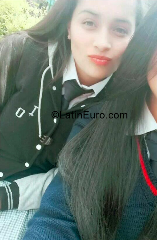 Date this tall Colombia girl Ingrid from Zipaquira CO22749