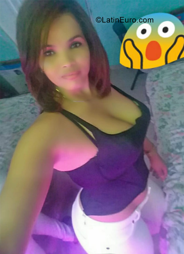Date this young Dominican Republic girl Marleny from Santo Domingo DO30899