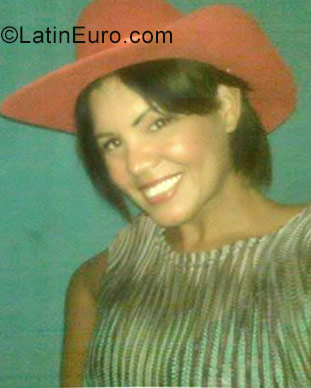 Date this hot Colombia girl Mili from Barranquilla CO22897
