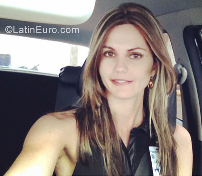 Date this passionate Venezuela girl Angelica from Bolivar VE1209