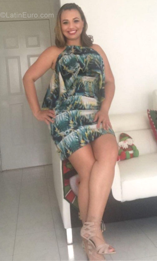 Date this hot Colombia girl Johanna from Monteria CO22966