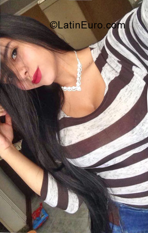 Date this exotic Colombia girl Lady from Bogota CO22999
