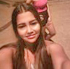 Date this nice looking Venezuela girl Yoli from Valencia VE1235