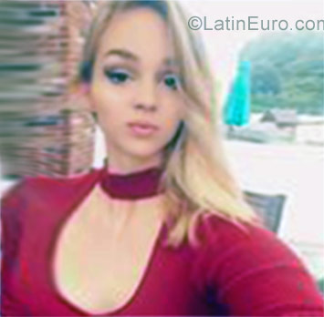 Date this athletic Venezuela girl Yesica from Lagunillas VE1240