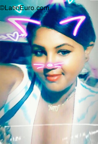 Date this lovely Dominican Republic girl Katherine from Santo Domingo DO31174