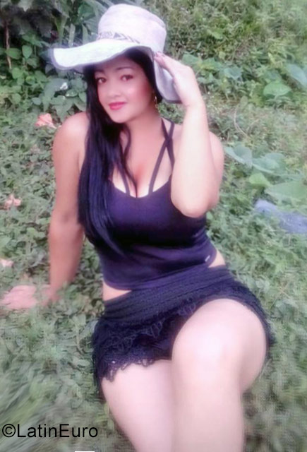 Date this passionate Colombia girl Maria from Bogota CO23107