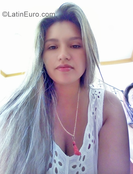 Date this fun Colombia girl Valentina from Bogota CO23129