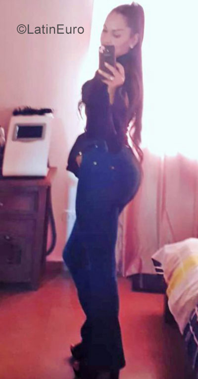 Date this sultry Colombia girl Luisa fernanda from La Dorada CO23169