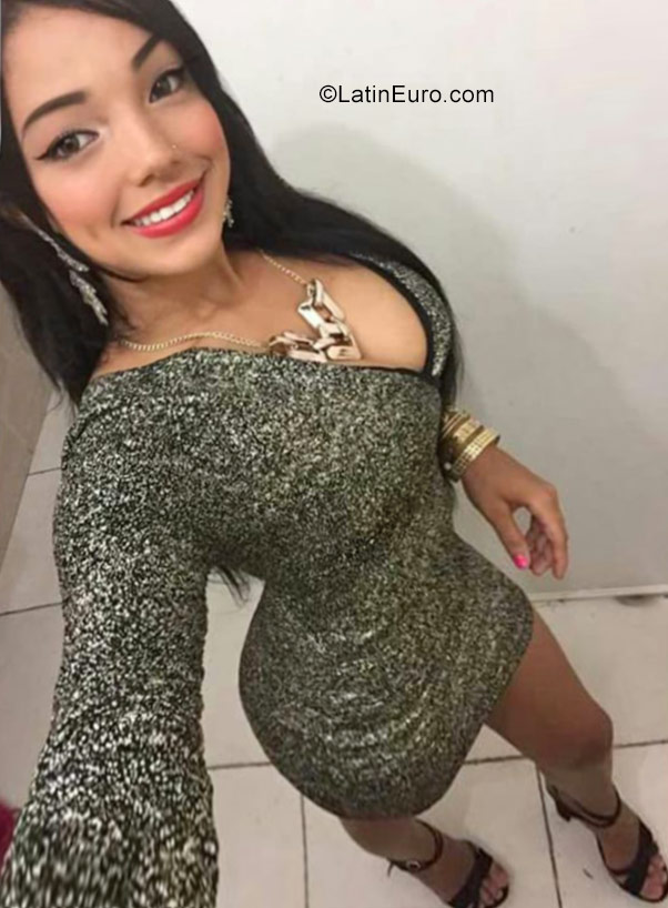Date this pretty Dominican Republic girl Beatriz from La Romana DO31367