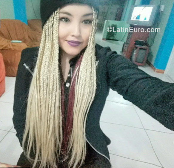 Date this pretty Peru girl Ruth from Lima PE1212