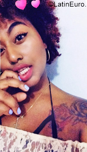 Date this gorgeous Dominican Republic girl Lilier from Santo Domingo DO31861