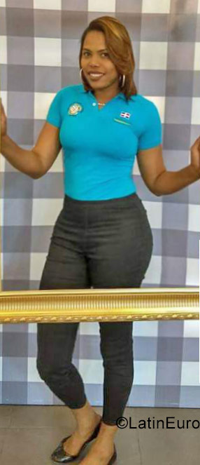 Date this hot Dominican Republic girl Dionica from Santiago DO31864