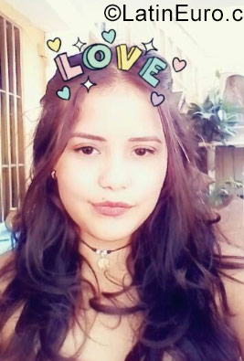 Date this georgeous Venezuela girl Endry from Barcelona VE1438