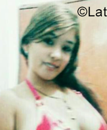 Date this hot Venezuela girl Vivianna from Maracaibo VE1450