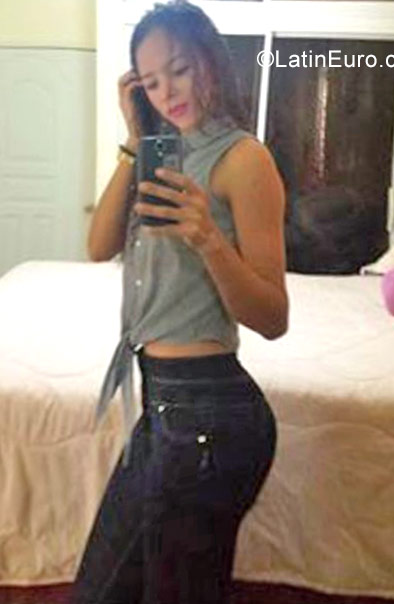 Date this georgeous Dominican Republic girl Ana2020 from Santiago DO32007