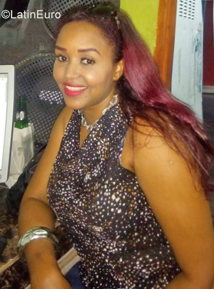 Date this charming Dominican Republic girl Gladys from La Romana DO32041