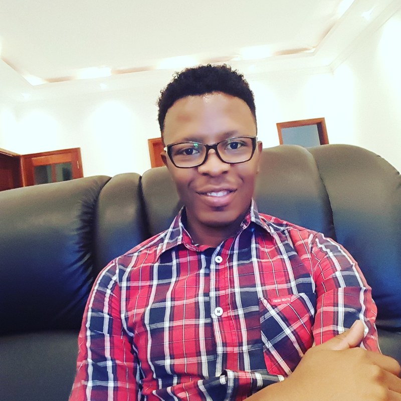 Date this sultry Angola man Mauro22 from Portland AO85