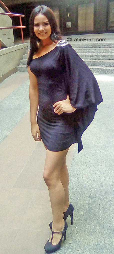 Date this young Venezuela girl Micaella from Caracas VE1553