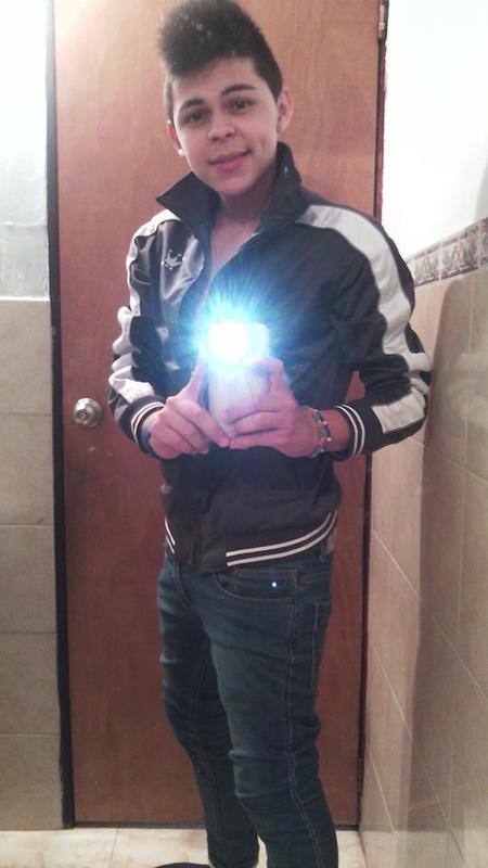 Date this voluptuous Venezuela man Edmanuel alexan from Merida VE1576