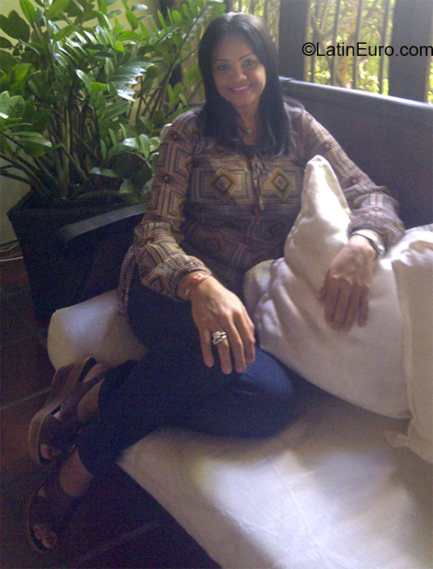 Date this hot Venezuela girl Ayaris from Valle de la pascua VE1605