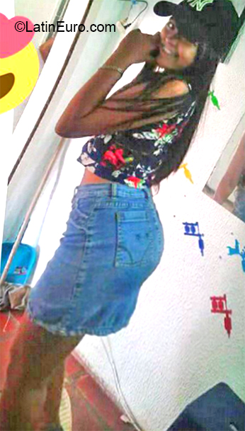 Date this good-looking Venezuela girl Nelmer Alejandra from La Victoria VE1608