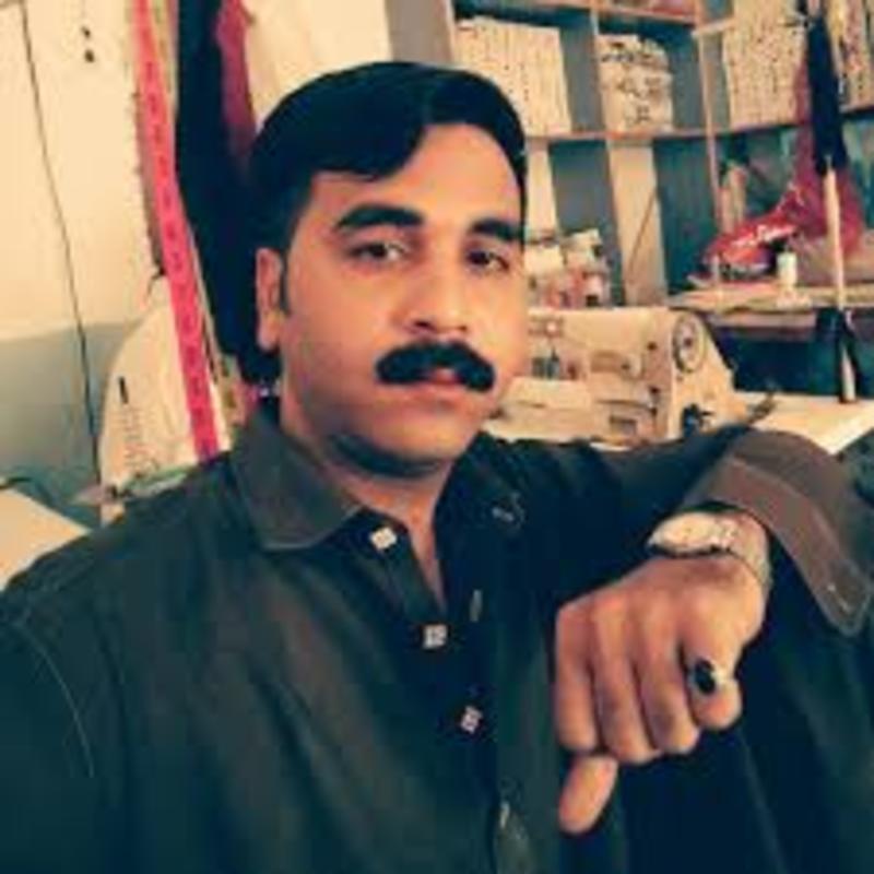 Date this athletic Pakistan man Soofia from Lahore PK168