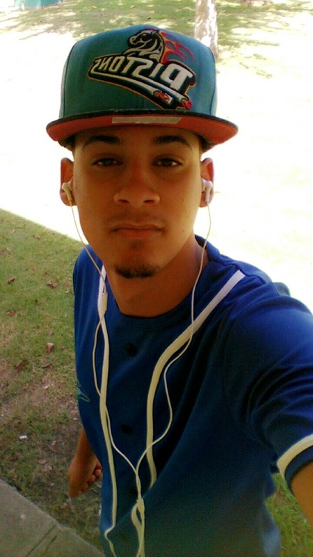 Date this beautiful Dominican Republic man Ysaac Roca from Santiago De Los Caballeros DO32689