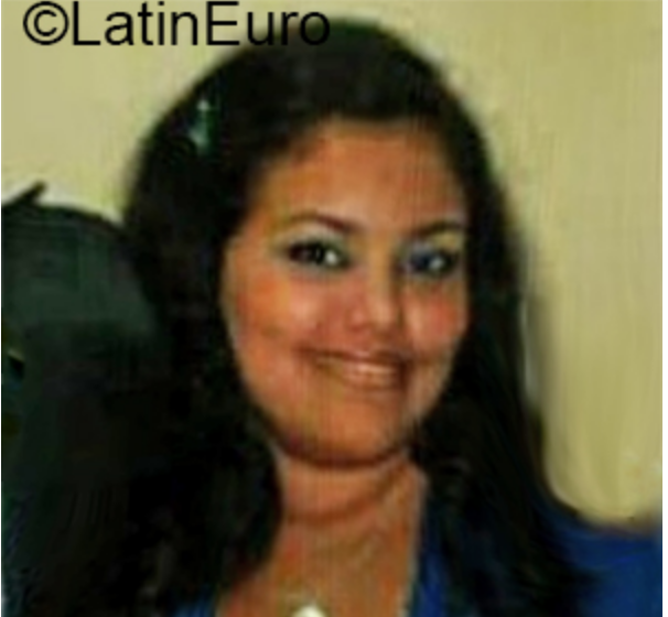 Date this passionate Venezuela girl Looby from Caracas VE1731