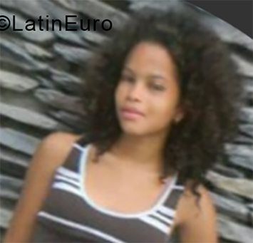 Date this passionate Dominican Republic girl Winifer from Santo Domingo DO32832