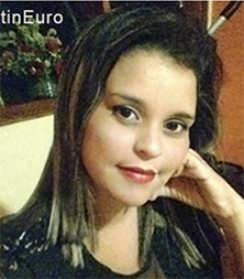 Date this sultry Venezuela girl Gina from Cumana VE1765
