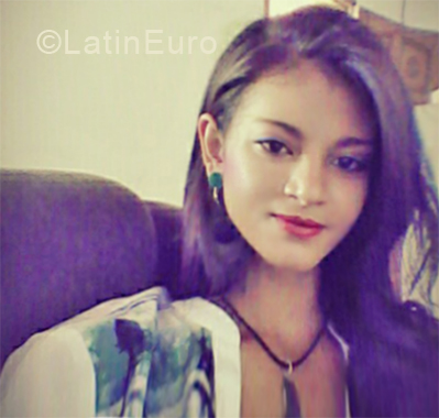 Date this stunning Brazil girl Jaciara from Goiania BR10598