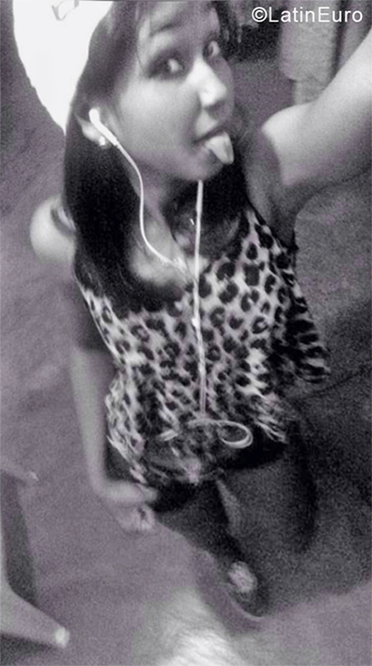 Date this charming Dominican Republic girl Liz from Santo Domingo DO32916