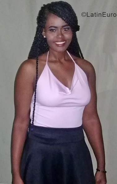 Date this voluptuous Colombia girl Daisy from Pereira CO24692