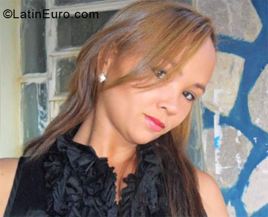Date this sensual Brazil girl Maciel from Recife BR10648