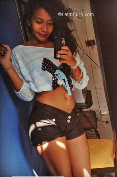 Date this cute Venezuela girl Katherine from Maracaibo VE2364