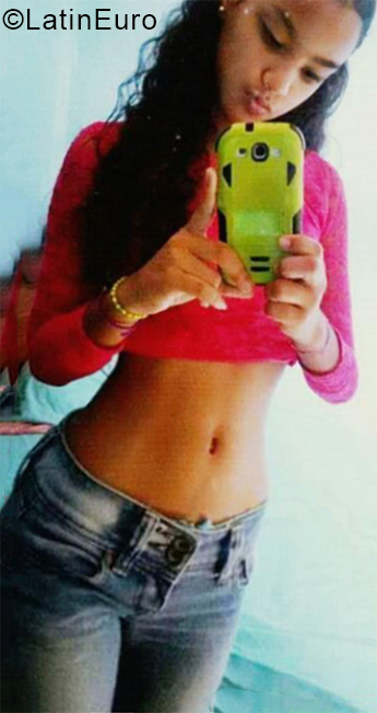 Date this cute Venezuela girl Claymar from Miranda VE2175