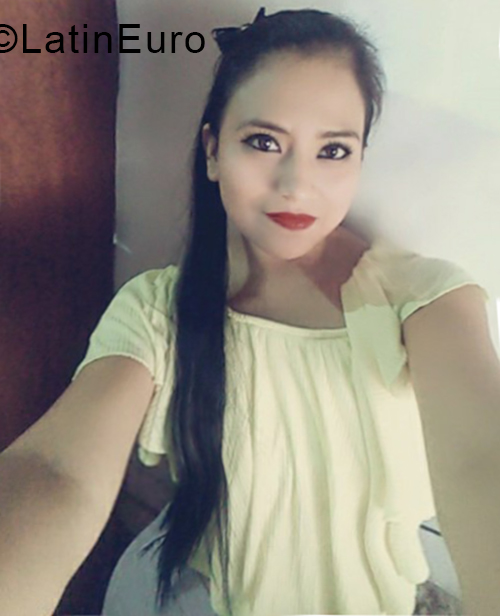 Date this hard body Peru girl Sandra from Trujillo PE1304