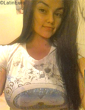 Date this funny Venezuela girl Eliz from Zulia VE1959