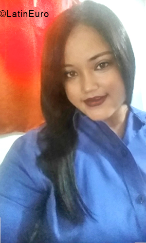 Date this charming Dominican Republic girl Ana from Santo Domingo DO33376