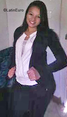 Date this voluptuous Colombia girl Alejandra from Medellin CO24543