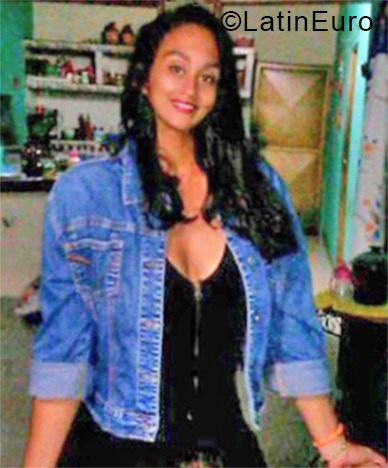 Date this sultry Venezuela girl Alexandra from Ciudad Guayana VE1974